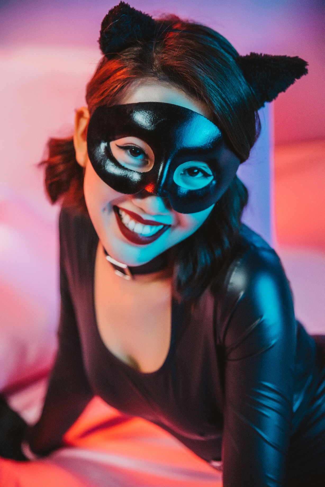 Thúy Ngân và Mạc Trung Kiên vào vai vợ chồng làm đám cưới