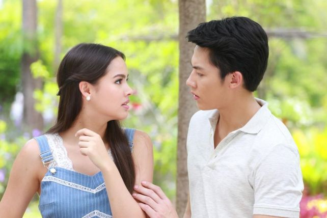 Anh đề nghị tôi giả làm vợ sẽ cho 2 tỷ. Ảnh minh họa