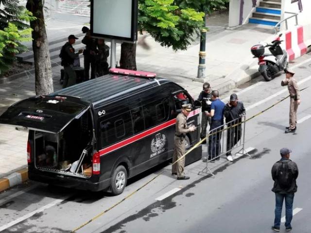 Thế giới - 3 vụ đánh bom ở Bangkok khi Hội nghị ASEAN diễn ra