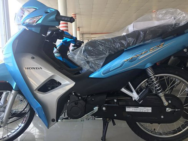Xe hot Wave Alpha giảm tại các đại lý ở Hà Nội trong đầu tháng 8.