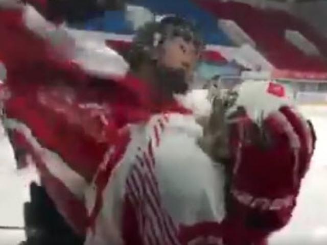 Thể thao - Loạn đả hãi hùng thể thao Trung Quốc: Cả chục cầu thủ nữ đấm nhau túi bụi