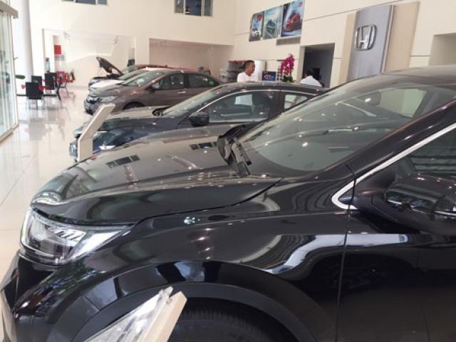 Thị trường - Tiêu dùng - Ôtô ế ẩm trong "tháng kiêng kỵ"