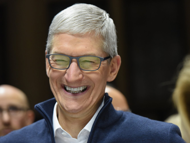 CEO Apple - Tim Cook.
