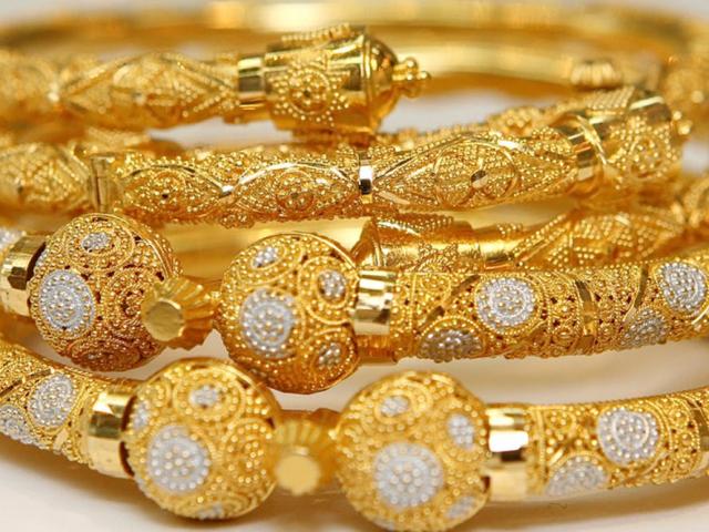 Kinh doanh - Giá vàng hôm nay 5/8: Tiếp đà tăng mạnh, leo đỉnh 6 năm