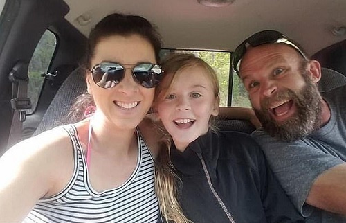 Biết trước mình sẽ chết, bé gái 9 tuổi để lại 5 món quà vô giá - 1