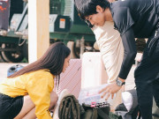 Giải trí - Ảnh hậu trường không lên sóng tiết lộ Tim làm điều này với vợ cũ