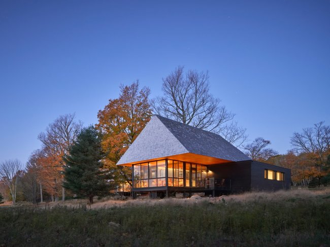 The Bigwin Island Club Cabins là ngôi nhà được thiết kế trên đảo Baysville, Ontario (Canada)