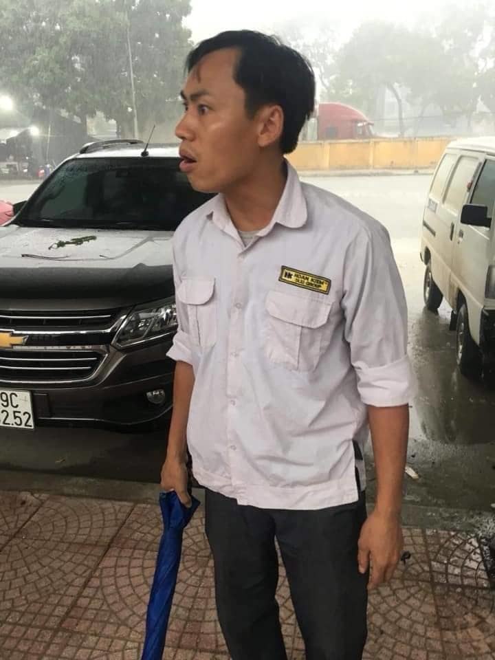 Tài xế Nguyễn Ngọc Tuyền tại bến xe Yên Nghĩa, Hà Nội