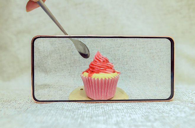 Xài Galaxy A80, khoe camera trượt xoay 180 độ thế nào cho ngầu? - 5