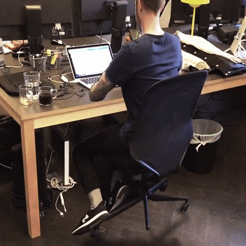 Lật tẩy bí mật của dân văn phòng trong giờ làm việc - 7