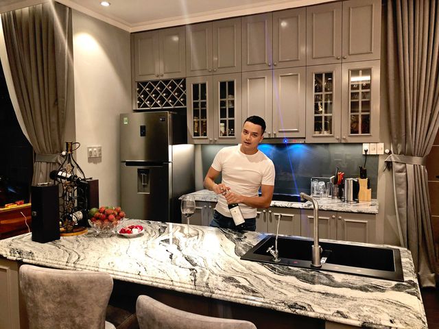 Cao Thái Sơn rất chăm chút cho không gian sống