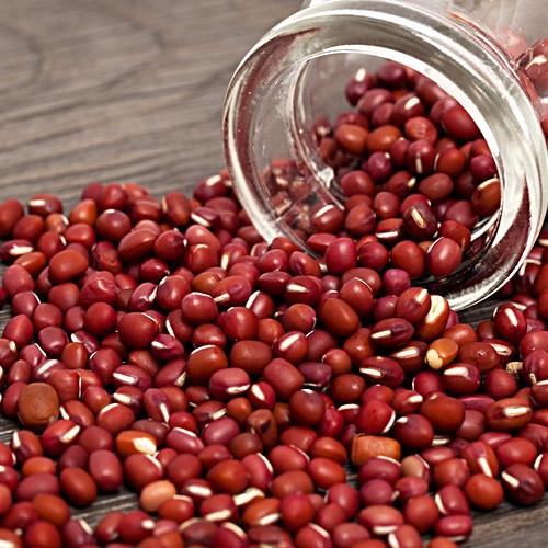 Đậu đỏ là thực phẩm giúp chị em xinh đẹp toàn diện.