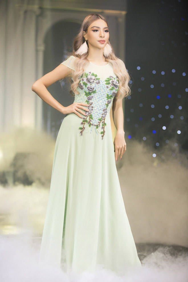 Bỏ thi Mister World 2019, Trần Công Hậu tái xuất sàn diễn cùng Hoa hậu Thái Lan - 6