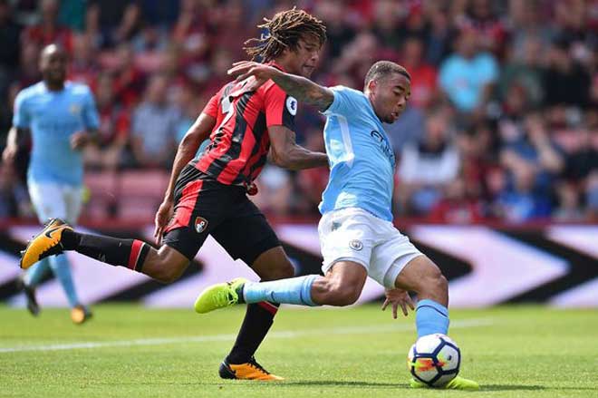 Ake sẽ có cơ hội đến Man City