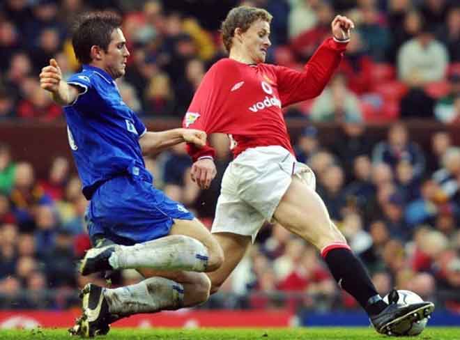 Lampard từng đối đầu Solskjaer khi còn là cầu thủ