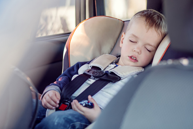 Ngủ trên xe hơi rất nguy hiểm và những kiến thức cần biết cho trẻ khi bị nhốt trong xe - 3
