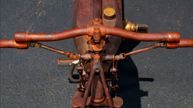 Thô sơ, đơn giản nhưng chiếc xe đua này có giá gần 2 tỷ đồng, vì sao? - 5