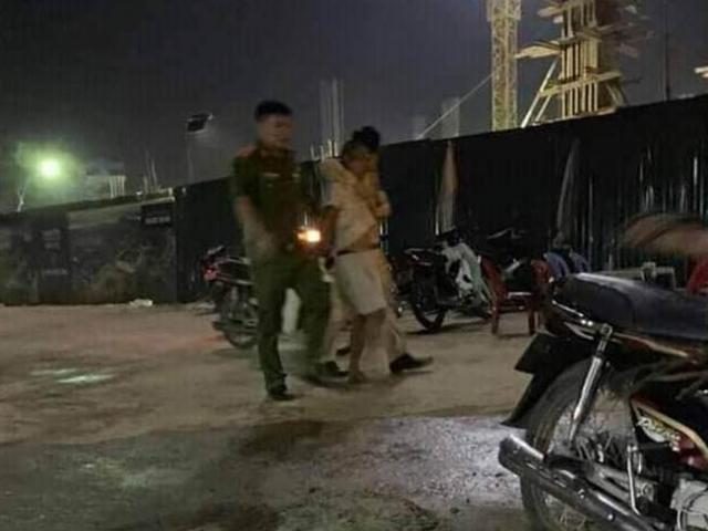 Pháp luật - CSGT bị đâm trọng thương khi đang xử lý xe máy vi phạm