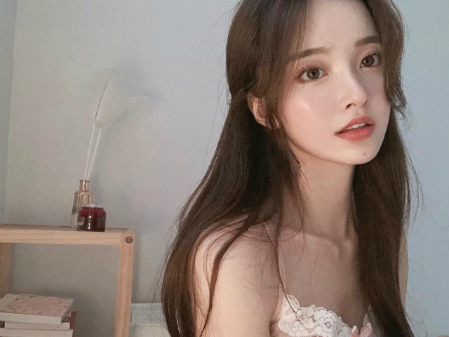 Làm đẹp - Không muốn bị chê da mốc và xấu, hãy dùng kem che khuyết điểm thay vì kem nền