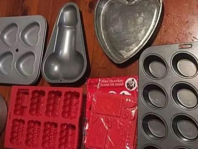 Bạn trẻ - Cuộc sống - Đăng ảnh bán khuôn làm bánh lên Facebook ai ngờ lộ hình ảnh nhạy cảm