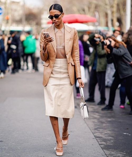 3 cách mặc xuyên thấu đẹp miễn chê ngày giao mùa - 12