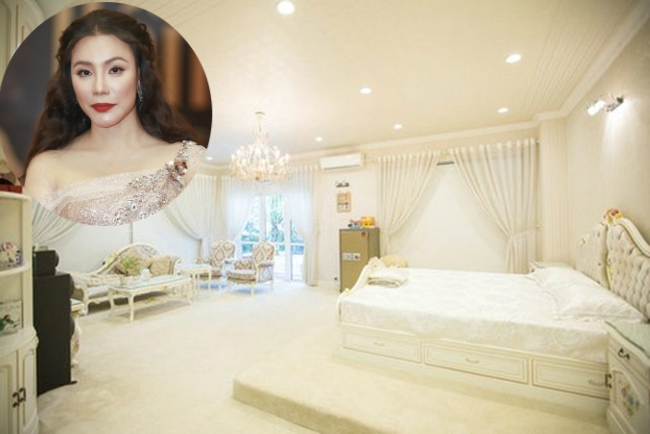 Phòng ngủ có thiết kế sang trọng, xa hoa không kém khách sạn 5 sao của nữ ca sĩ.