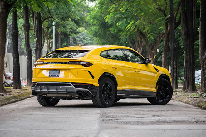 Cận cảnh Lamborghini Urus với ngoại thất màu xanh quân đội của đại gia Đặng Lê Nguyên Vũ - 10