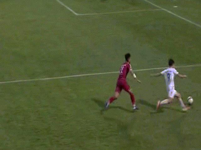 Bóng đá - HAGL đứt chuỗi bất bại: Đau đớn vì mất 11m & 2 siêu phẩm đẳng cấp