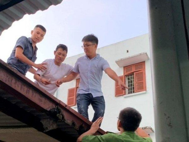 Pháp luật - 5 giờ giải cứu đối tượng nghi “ngáo đá” trốn viện, nhảy múa trên nóc nhà