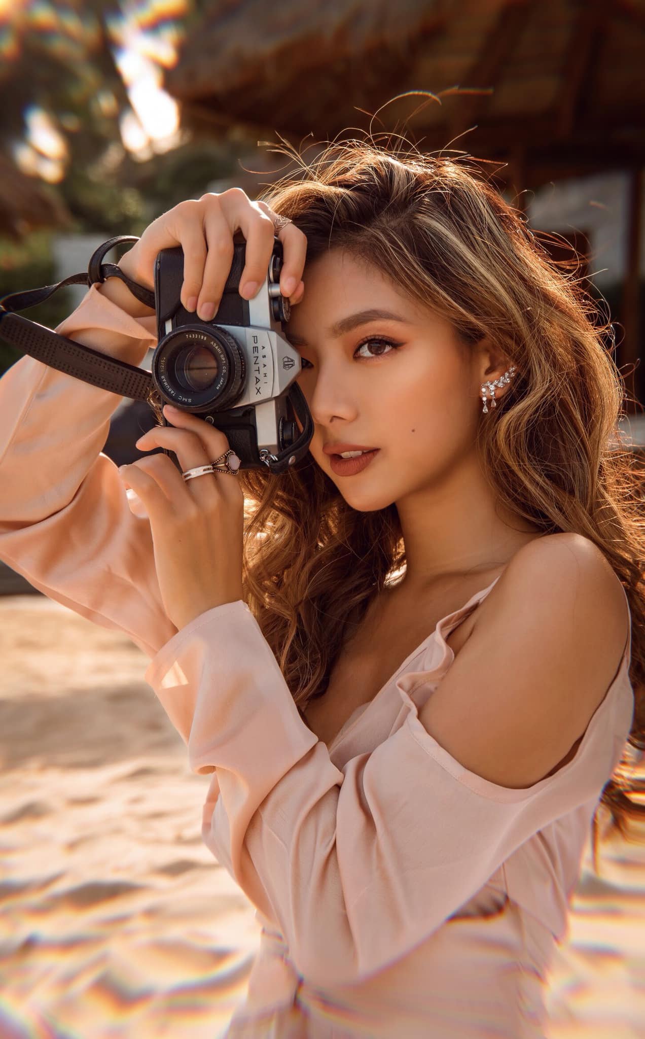 Katleen trở về Việt Nam để thực hiện đam mê nghệ thuật.