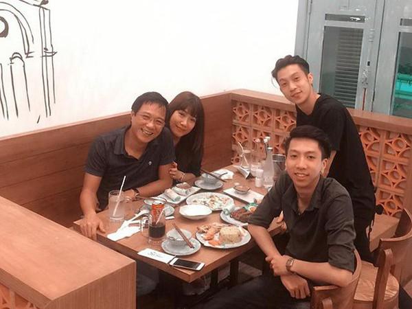 Mối quan hệ giữa vợ trẻ của NSƯT Trọng Trinh với con riêng hoàn toàn tốt đẹp.