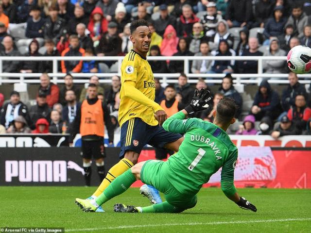Bóng đá - Newcastle - Arsenal: Siêu sao nhận quà đón "cột mốc Vàng" (Vòng 1 Ngoại hạng Anh)