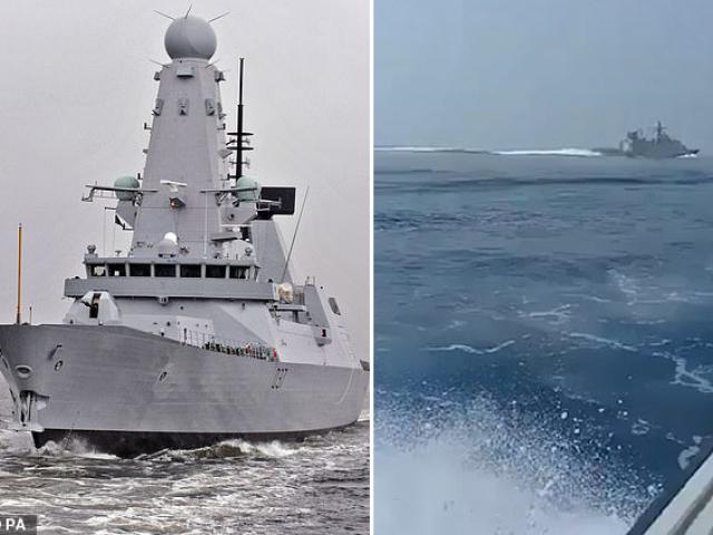 Thế giới - Tàu chiến Anh "bị xuồng cao tốc Iran rượt đuổi": Nhầm lẫn tai hại của Tehran?