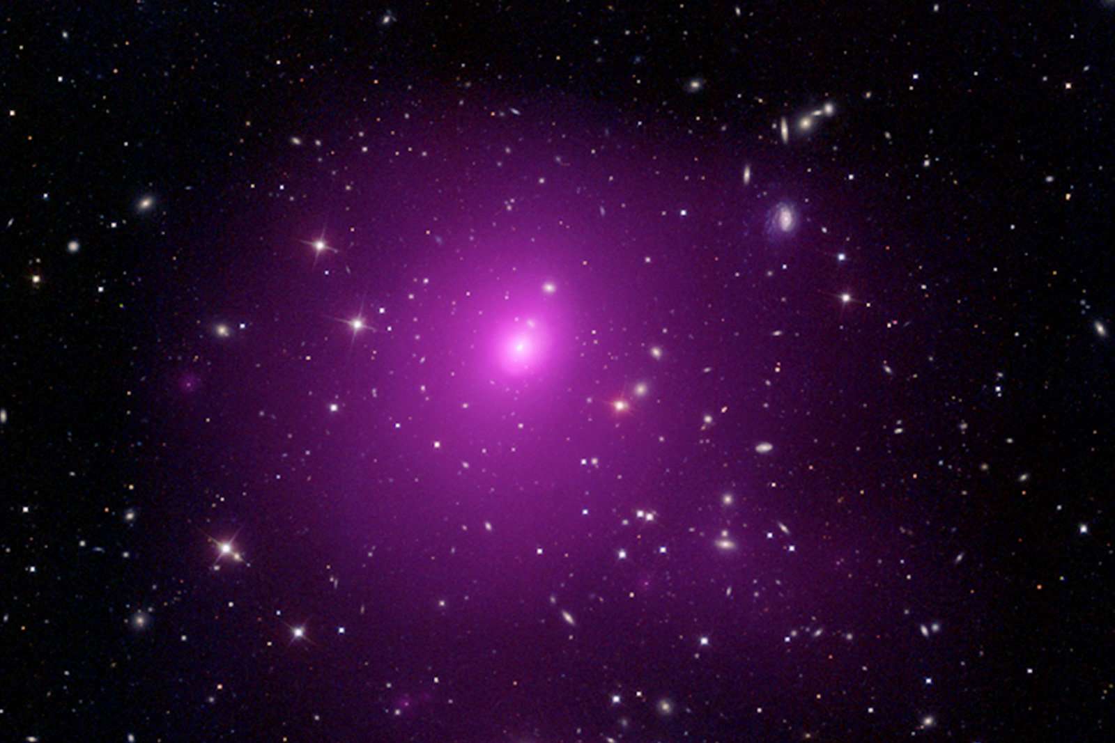 Một hố đen "lớn nhất từ trước đến nay" có thể nhìn thấy bằng kính thiên văn mới được phát hiện&nbsp;(Ảnh: Engadget)&nbsp;