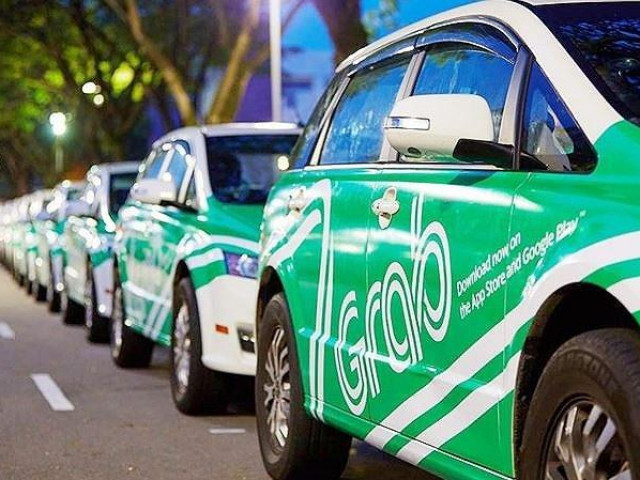 Công nghệ thông tin - Bỏ quy định "gắn mào" cho xe hợp đồng điện tử dưới 9 chỗ