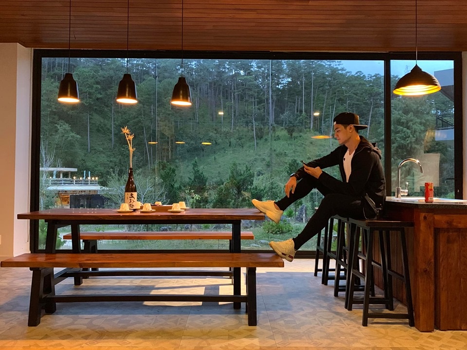 Bức ảnh bình yên Vĩnh Thụy chia sẻ trong chuyến đi Đà Lạt của anh.