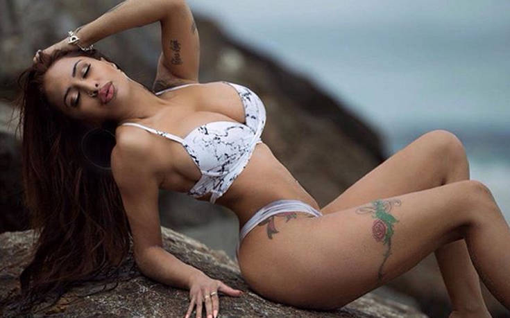 Người mẫu Instagram Tori Ann Lyla Hunter bị dọa bỏ tù khi tới Indonesia vì bị phát hiện mang theo thuốc kê toa