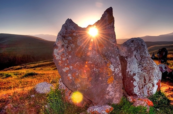 Bí ẩn thách đố nhân loại về “thạch trận” 7.500 năm tuổi - 6