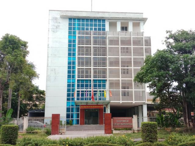 Tin tức trong ngày - Chậm thông báo vụ 5 ngư dân mất tích, do nữ văn thư đi công tác ?