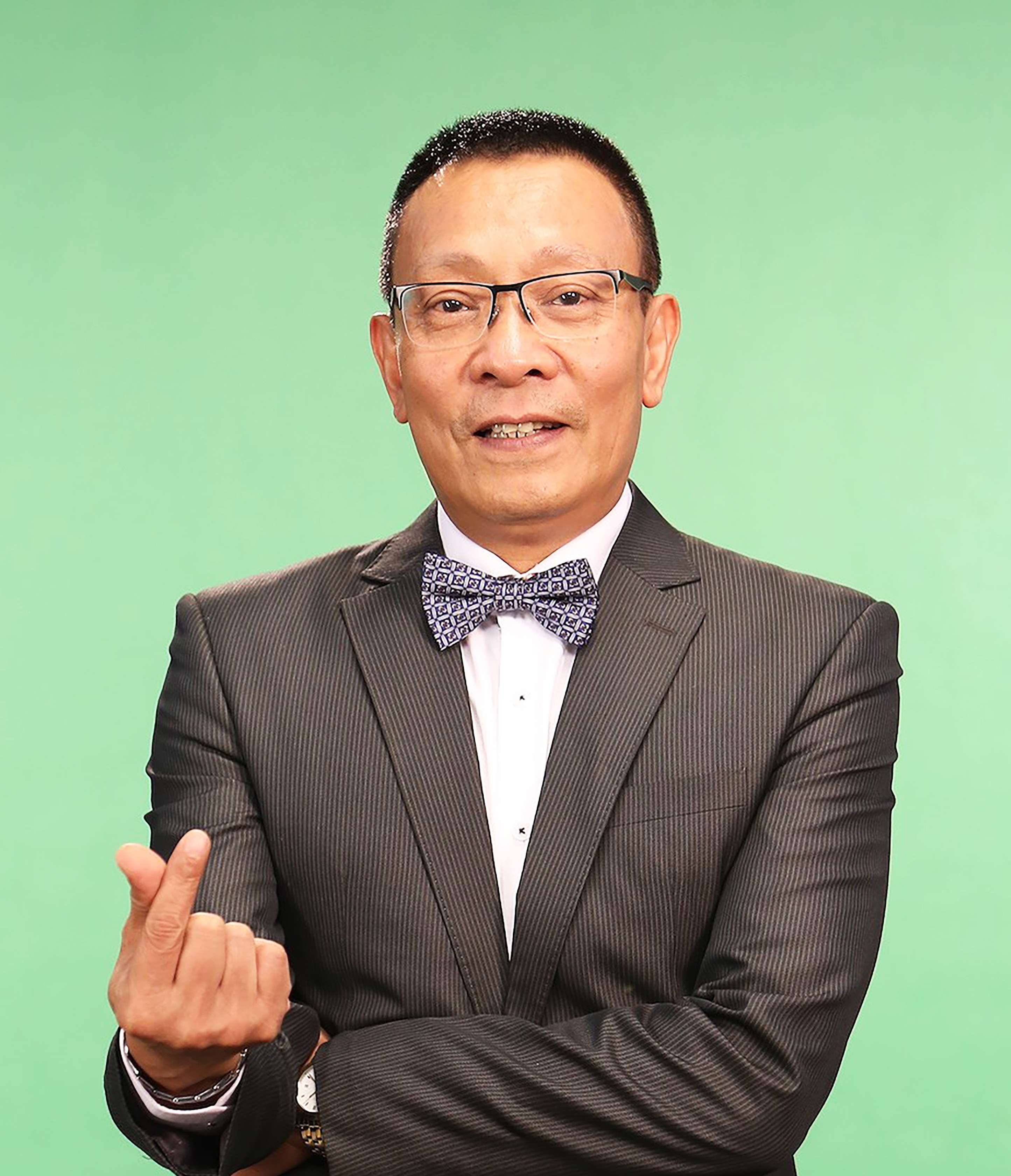 MC Lại Văn Sâm 'đối đầu' 6 sếp lớn trong gameshow lần đầu xuất hiện tại VN - 1