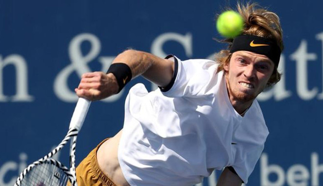 Sau 16 năm, Federer mới thua chóng vánh tới vậy, Rublev đã làm được điều đặc biệt