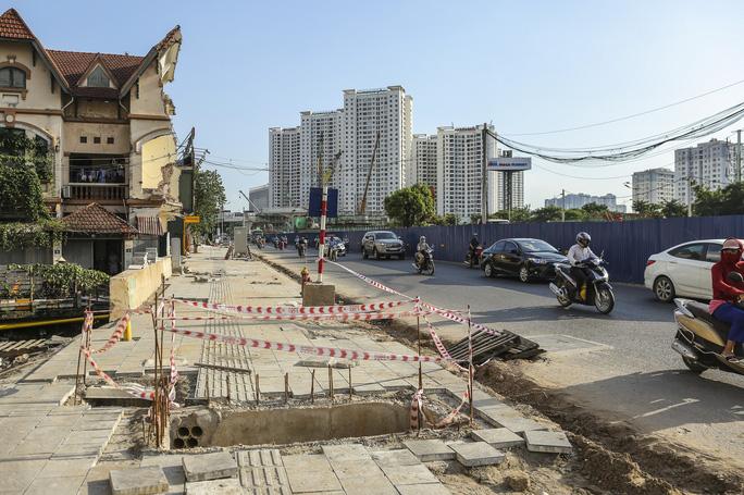 Những chiếc bẫy chết người rình rập trên đường Phạm Văn Đồng - 9