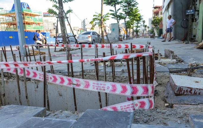 Những chiếc bẫy chết người rình rập trên đường Phạm Văn Đồng - 12