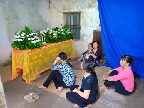 Đám tang nữ CĐV Nguyễn Thị Khánh Ly tại quê nhà. 