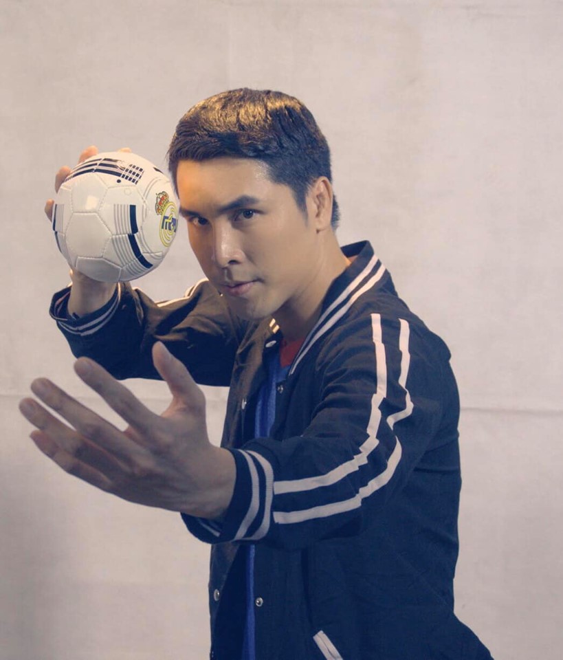 Không chỉ là người mẫu nhiều thương hiệu lớn, Hoàng Phi Kha cũng là cái tên thường xuyên ngồi vị trí giám khảo nhiều chương trình sắc đẹp uy tín.