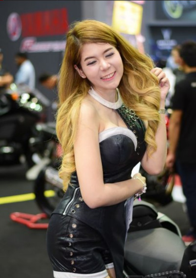 Phút hạnh phúc viên mãn.