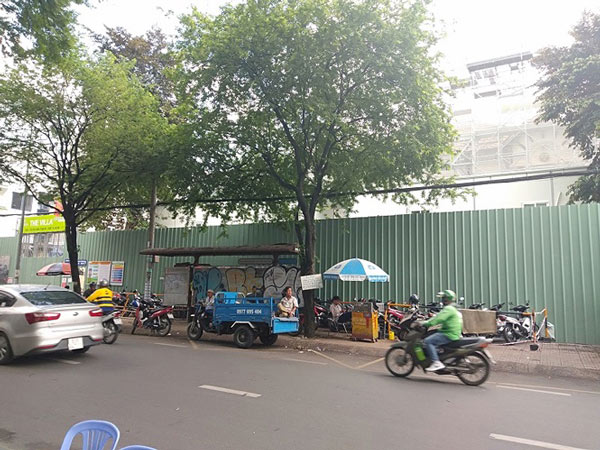 Cận cảnh biệt thự cổ 35 triệu đô quây tôn ở Sài Gòn - 5