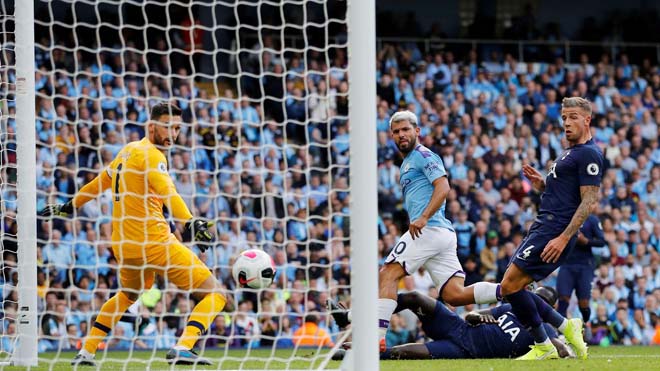 Aguero giúp Man City vượt lên một lần nữa