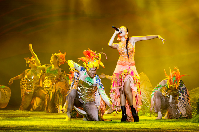 Sau tuyên bố ly hôn, "chuồn chuồn ớt" Ngọc Khuê tỏa sáng trên sân khấu - 3