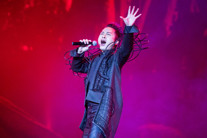 Sau tuyên bố ly hôn, "chuồn chuồn ớt" Ngọc Khuê tỏa sáng trên sân khấu - 10